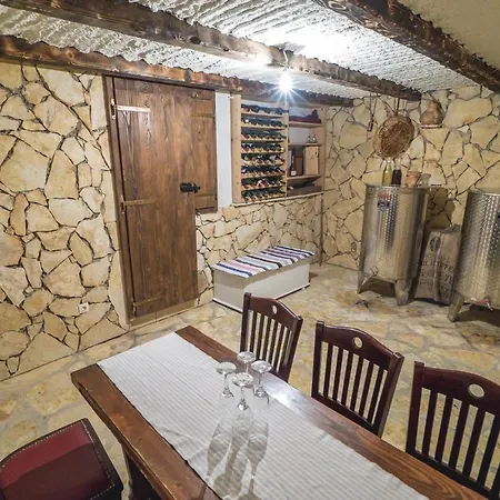 Ctim250/ Modern With Private Pool In Imotski -makarska, Ideal For 7 Persons Villa